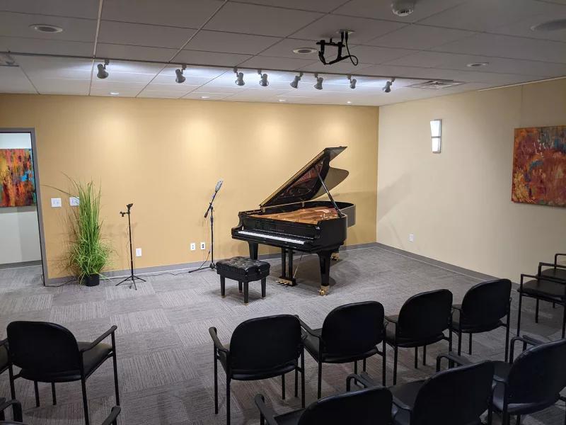 Luyện tập piano