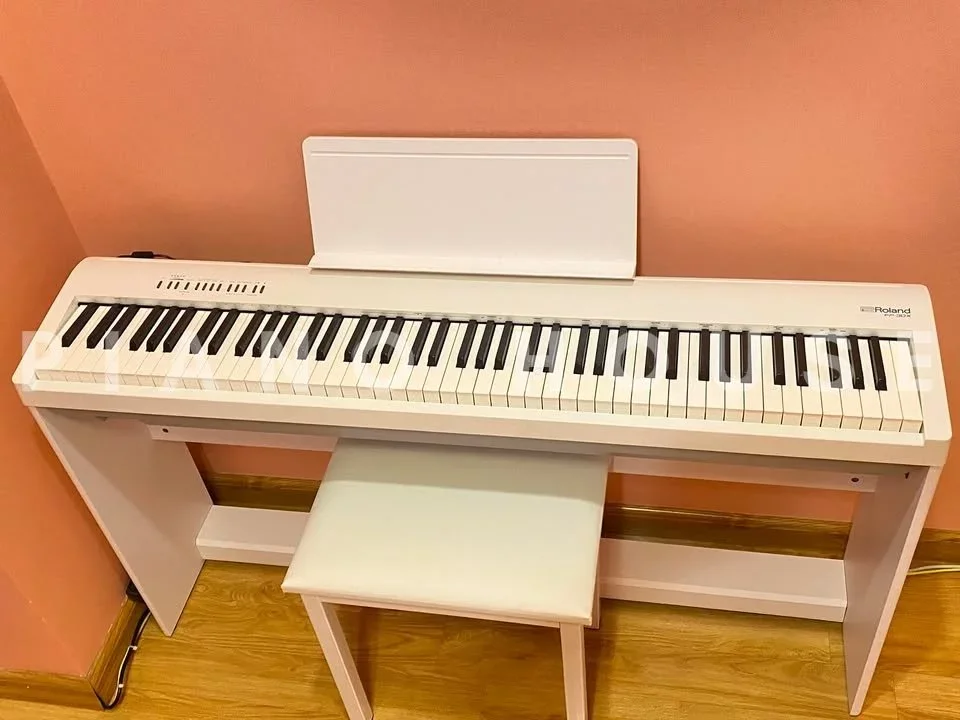 ROLAND FP-30X WH - Chi tiết 1