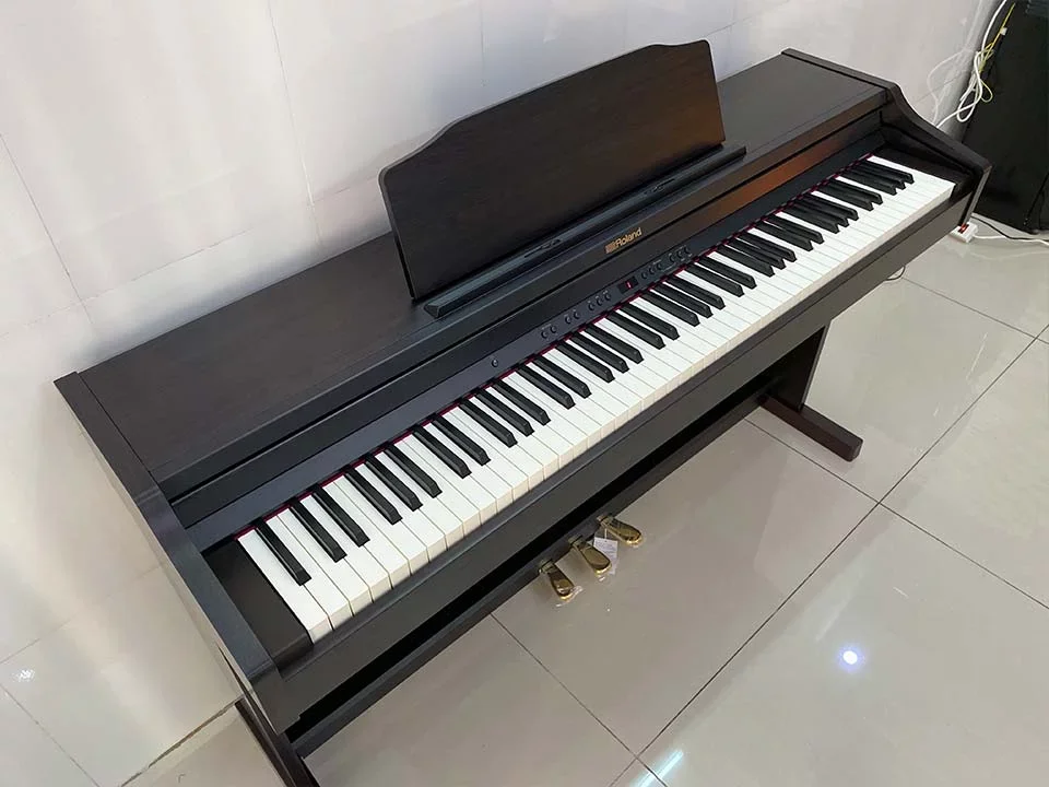 ROLAND RP-302 Bluetooth - Chi tiết 1