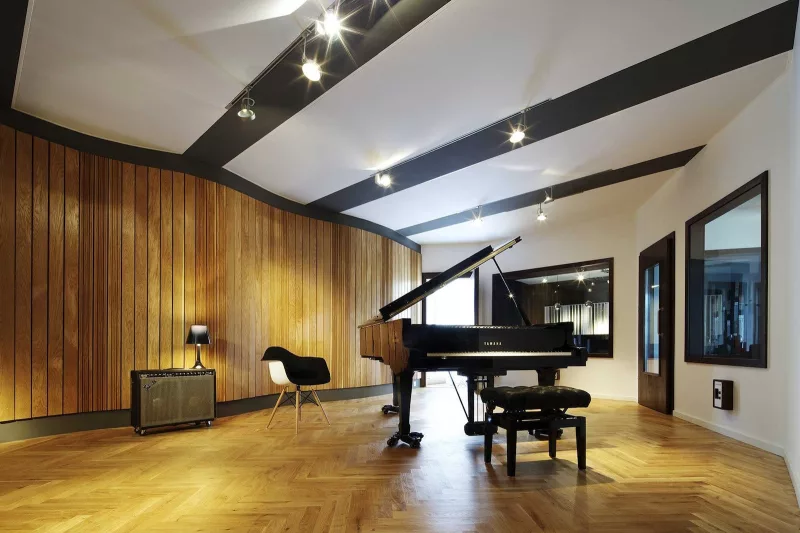 Đàn piano chất lượng cao