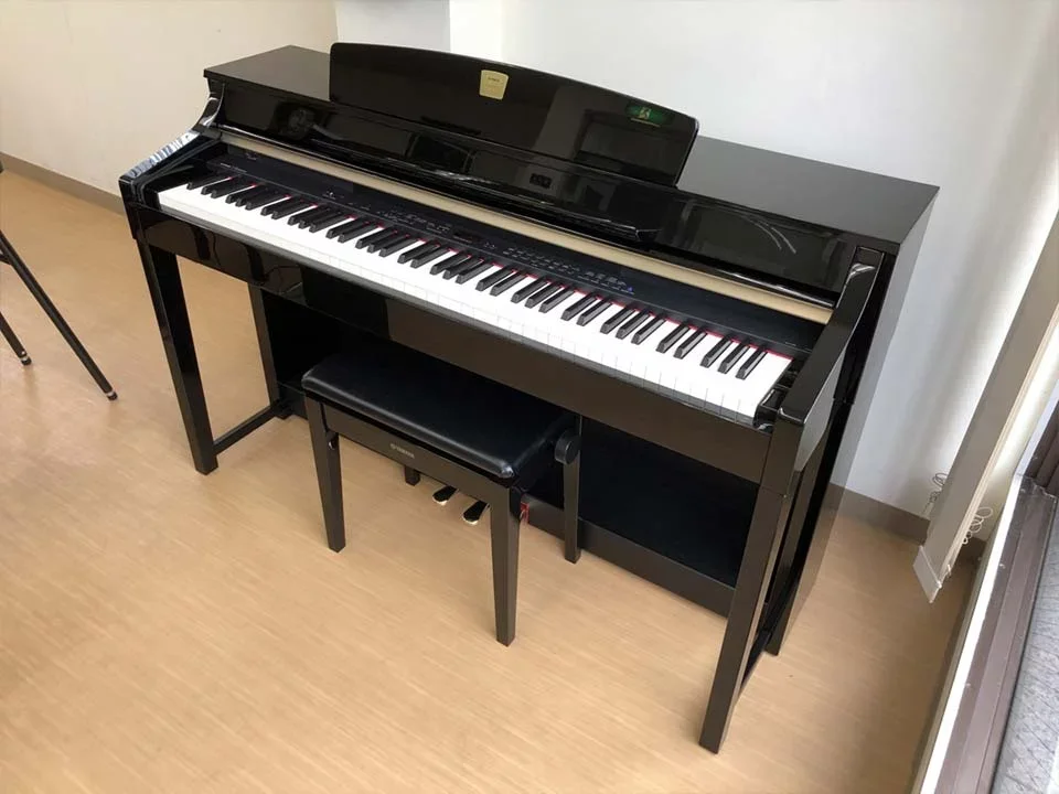 YAMAHA CLP-370 PE - Chi tiết 2