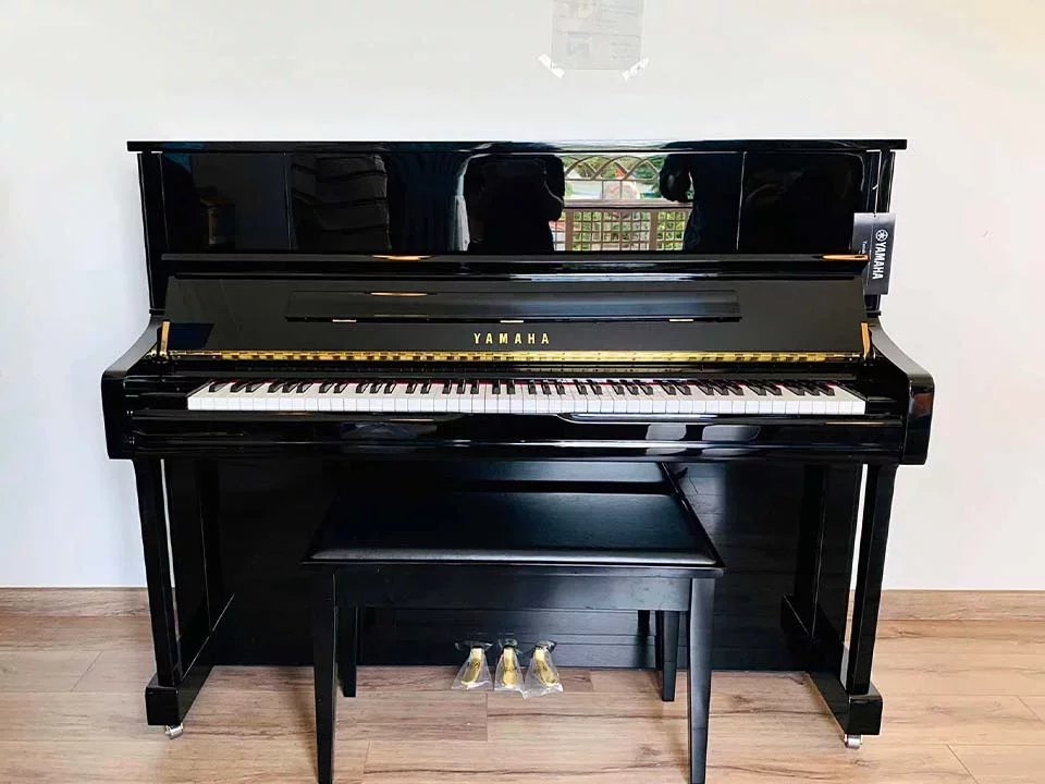 YAMAHA U1J PE - Chi tiết 1