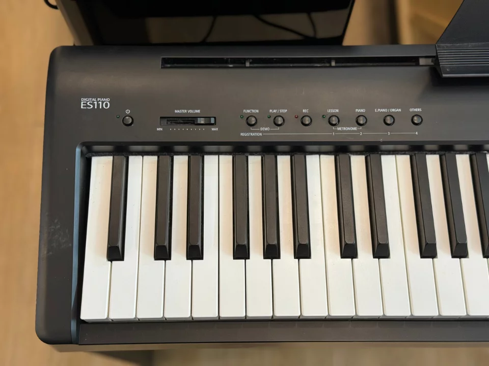 KAWAI ES110 B - Elite Piano