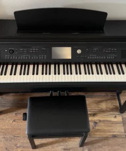 YAMAHA CVP-605 B