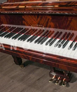 Estonia L190 Pyramid Mahogany