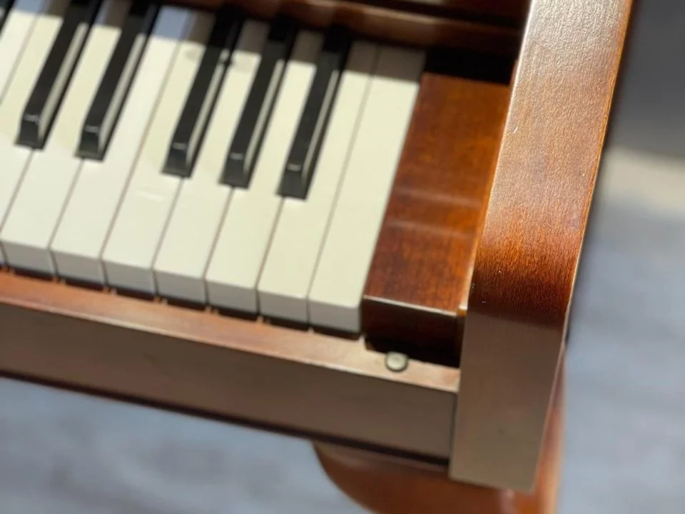 Kawai 504F - Elite Piano
