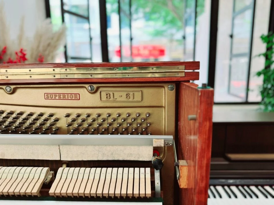 KAWAI BL61 Superior - Elite Piano