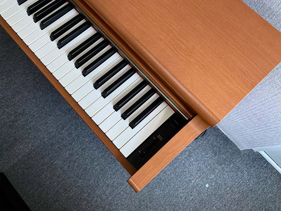 KAWAI CN23 C