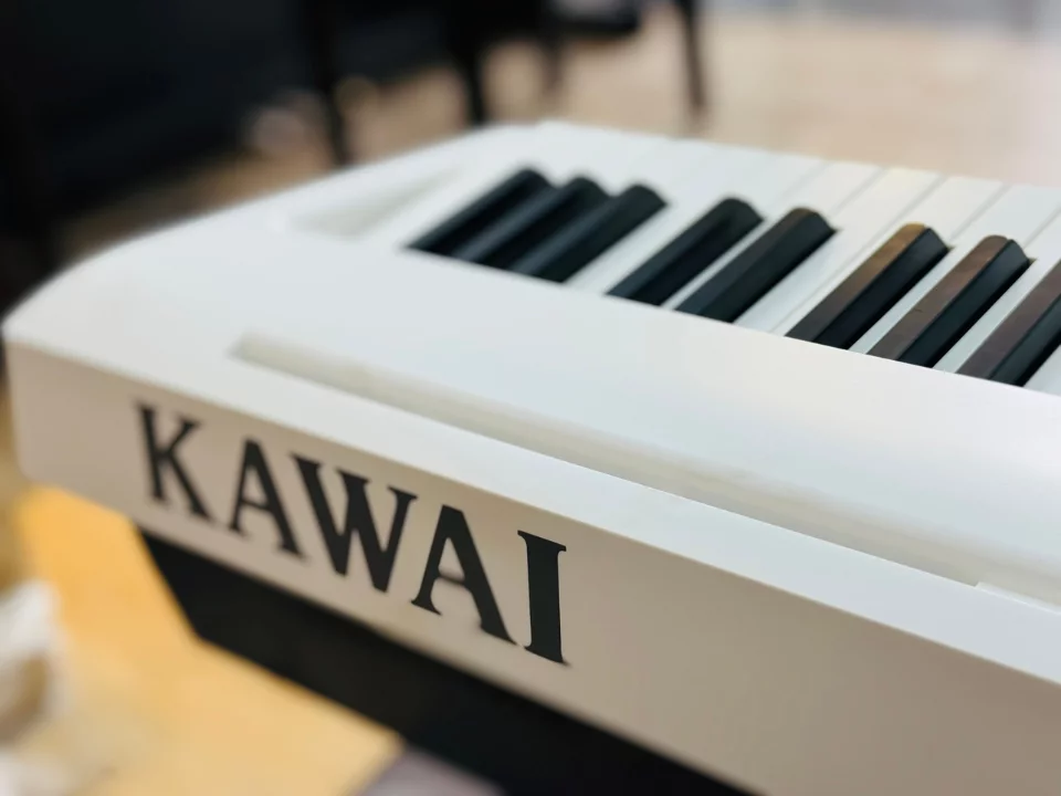 KAWAI ES110 WH - Elite Piano