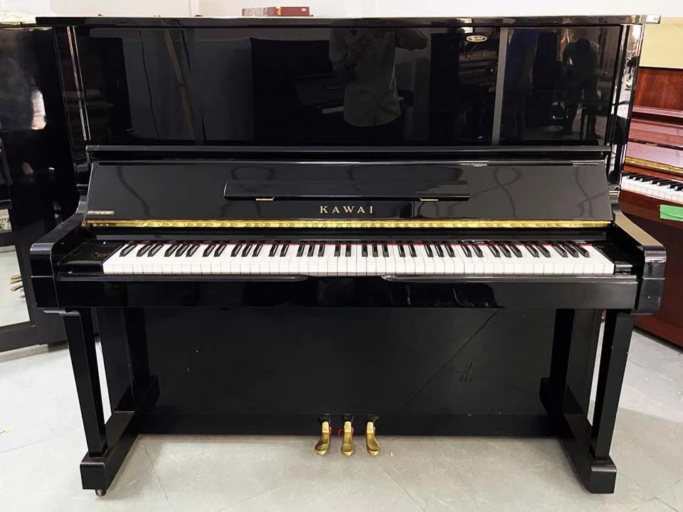 KAWAI K60 - Elite Piano