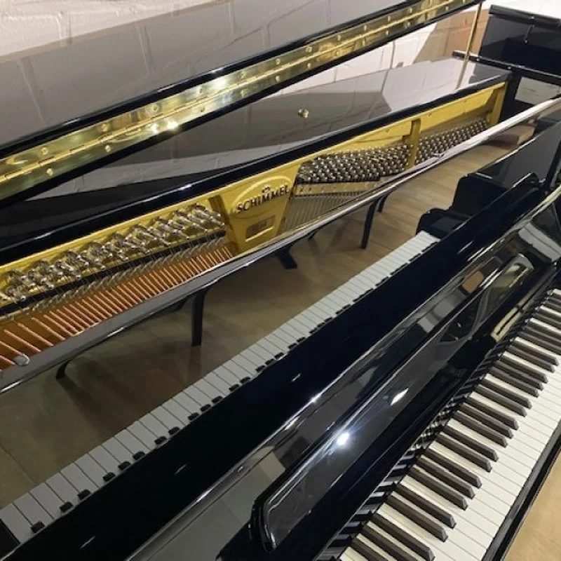 Đàn piano Schimmel Konzert K125 Tradition – Chi tiết bàn phím