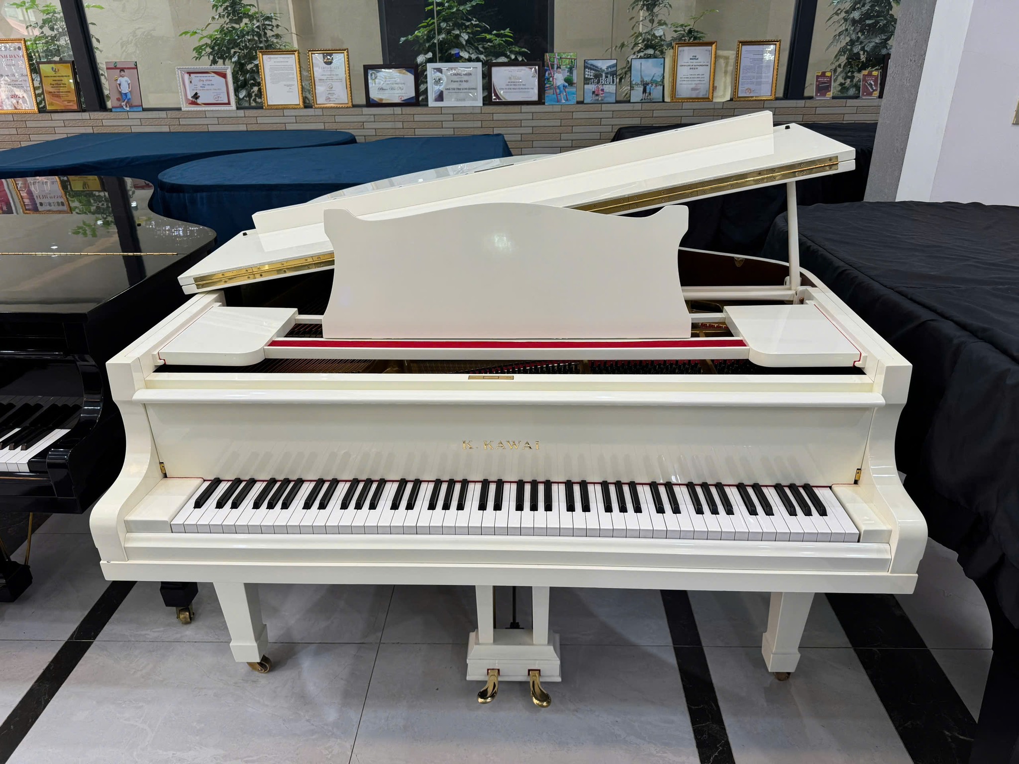 KAWAI No.500 WH - Elite Piano