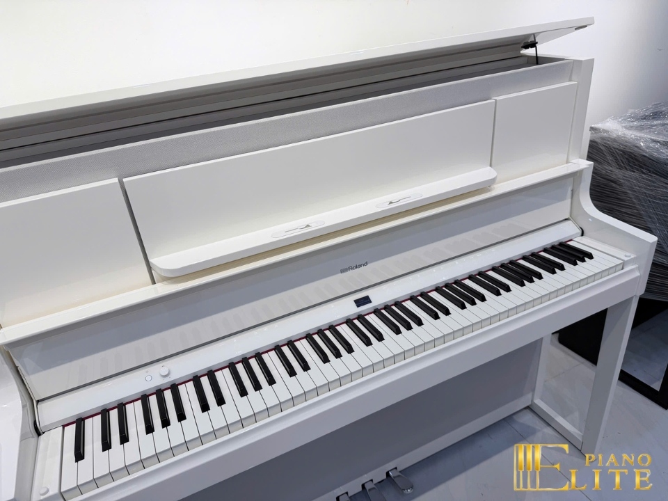 Review ROLAND LX-9 PW (USED) – Hình ảnh thực tế tại showroom Elite Piano