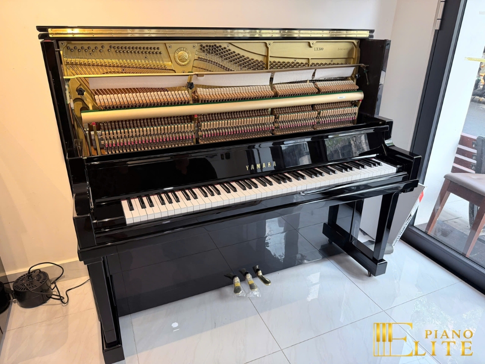 YAMAHA UX500 - Elite Piano