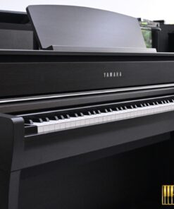 YAMAHA CLP-775 DW (USED)