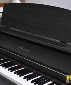 YAMAHA CLP-775 DW (USED)