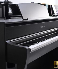YAMAHA CLP-775 DW (USED)
