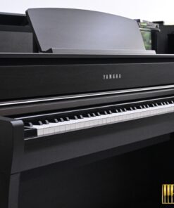 YAMAHA CLP-775 DW (USED)