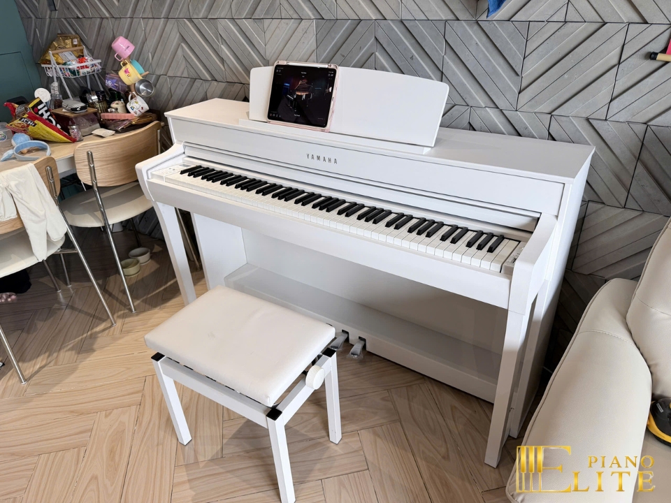 YAMAHA SCLP-7450 WH (USED)