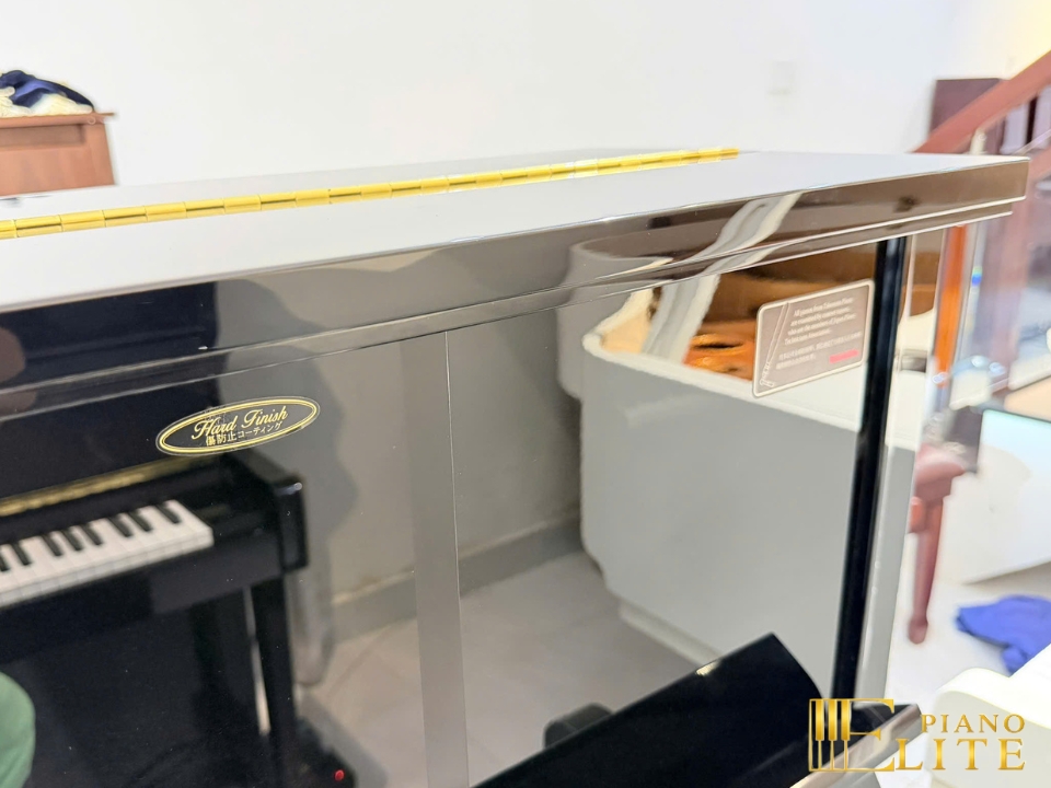 KAWAI KU30 - Elite Piano