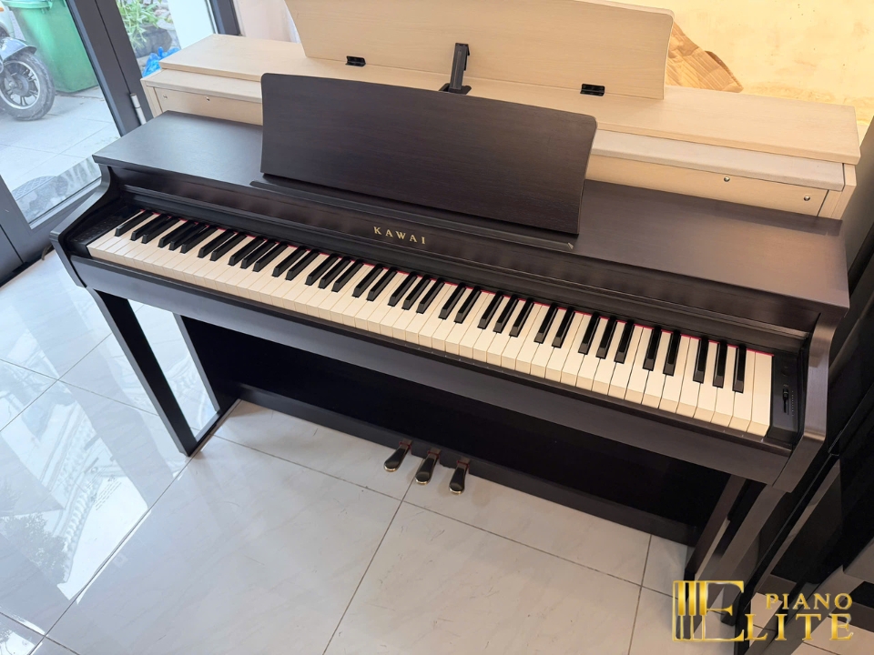 KAWAI CN29 R