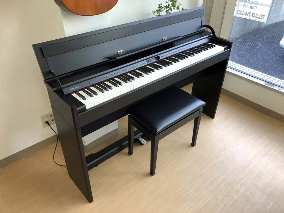 ROLAND DP-990F BK