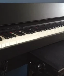ROLAND F-130 BK
