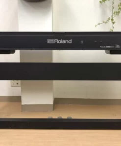 ROLAND F-140 B (NEW)