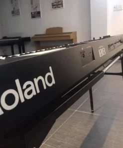 ROLAND FA-08