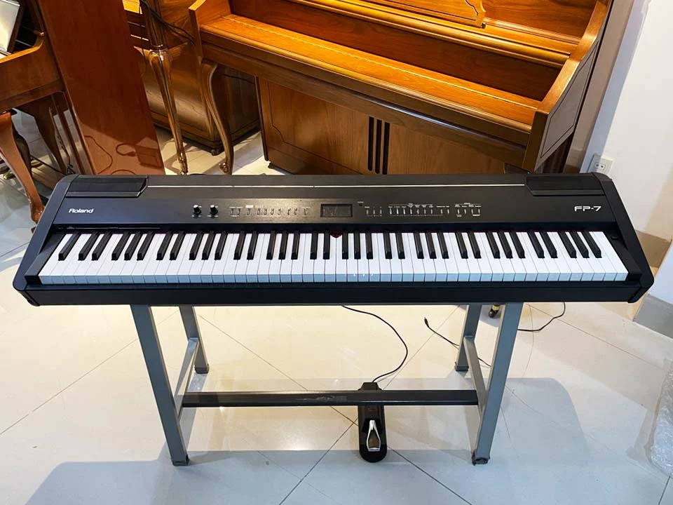 ROLAND FP-7 BLK - Elite Piano