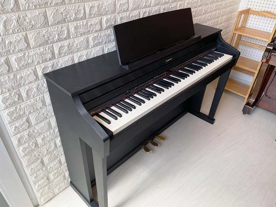 ROLAND HP-505 RW - Elite Piano