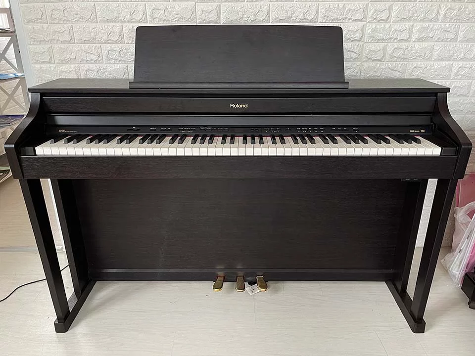 ROLAND HP-505 RW - Elite Piano