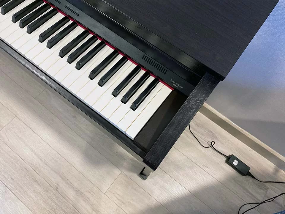 ROLAND HP-504 RW