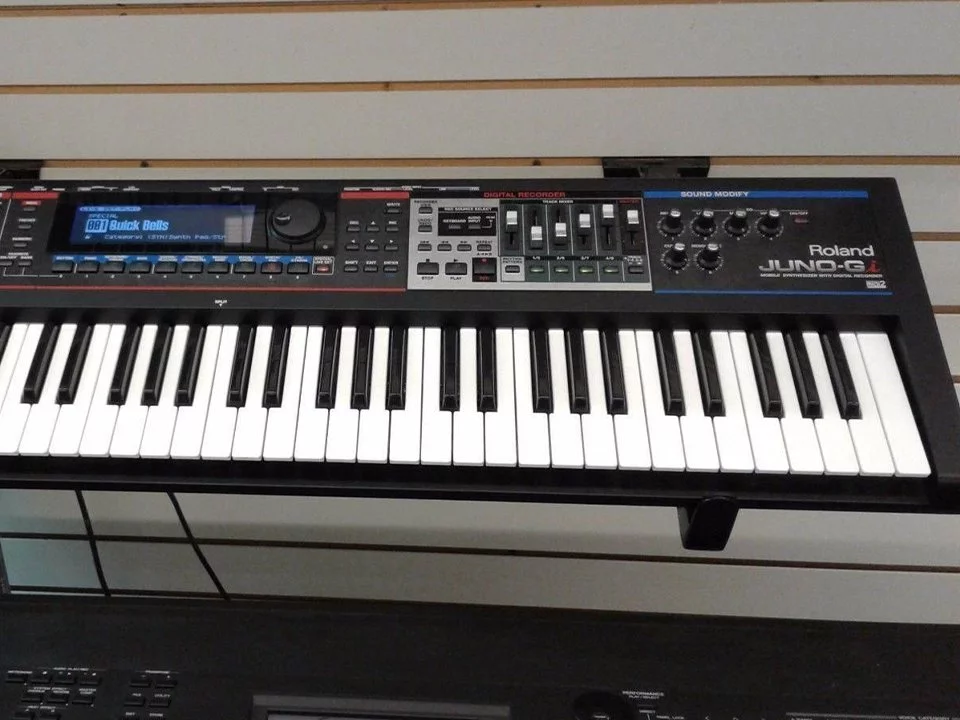 ROLAND JUNO-Gi