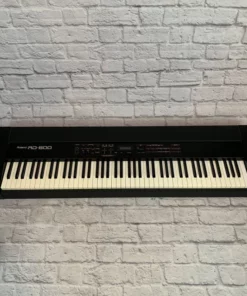 ROLAND RD-600