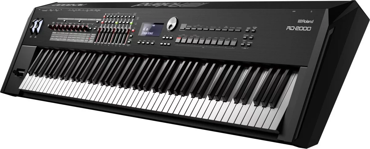 ROLAND RD-2000