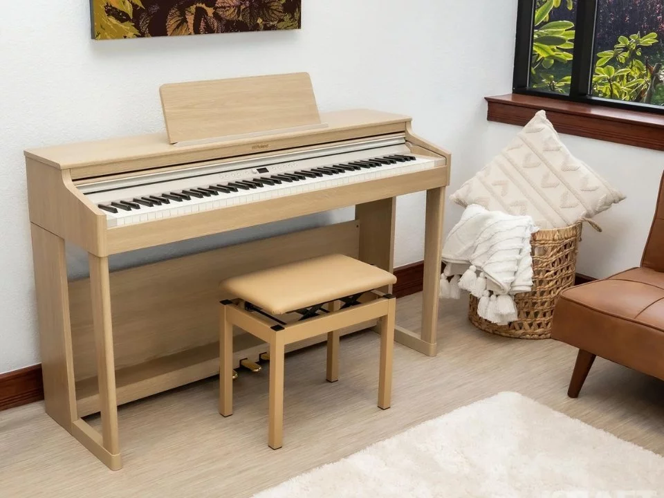 ROLAND RP-701 LO - Elite Piano