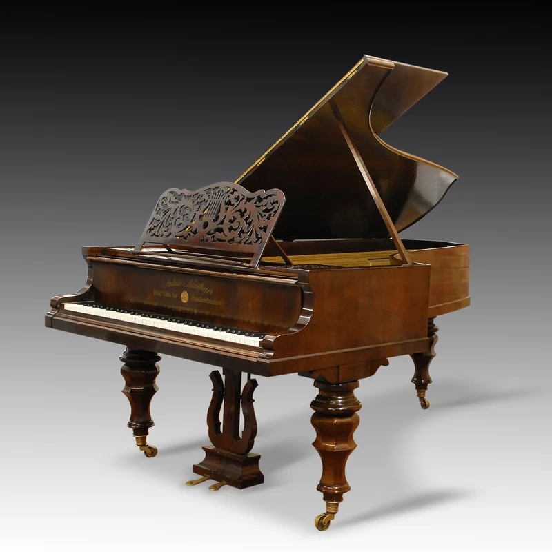 Review Royal – Hình ảnh thực tế tại showroom Elite Piano