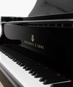 STEINWAY MODEL O-180