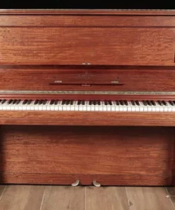 STEINWAY K-132 WN