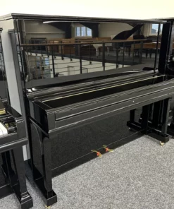 STEINWAY K-132 WN