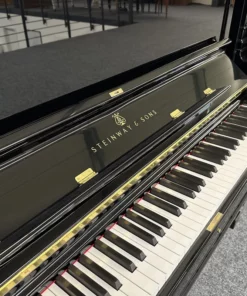 STEINWAY K-132