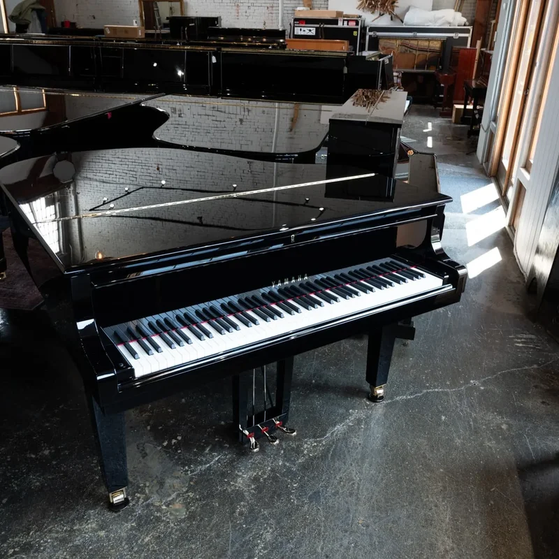 YAMAHA C1X (USED)