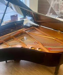 YAMAHA C2L