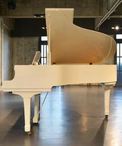 YAMAHA C3 Wh