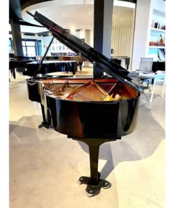 YAMAHA C3B