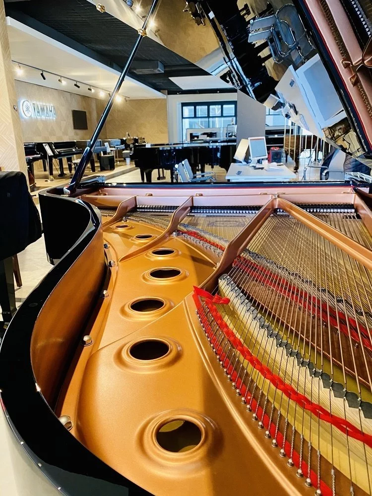 YAMAHA C7X PE