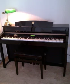 YAMAHA CLP-380 R