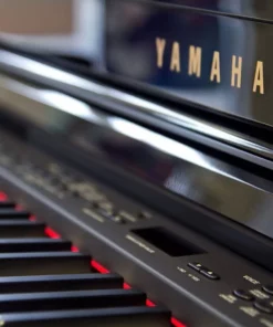 YAMAHA CLP-440 PE