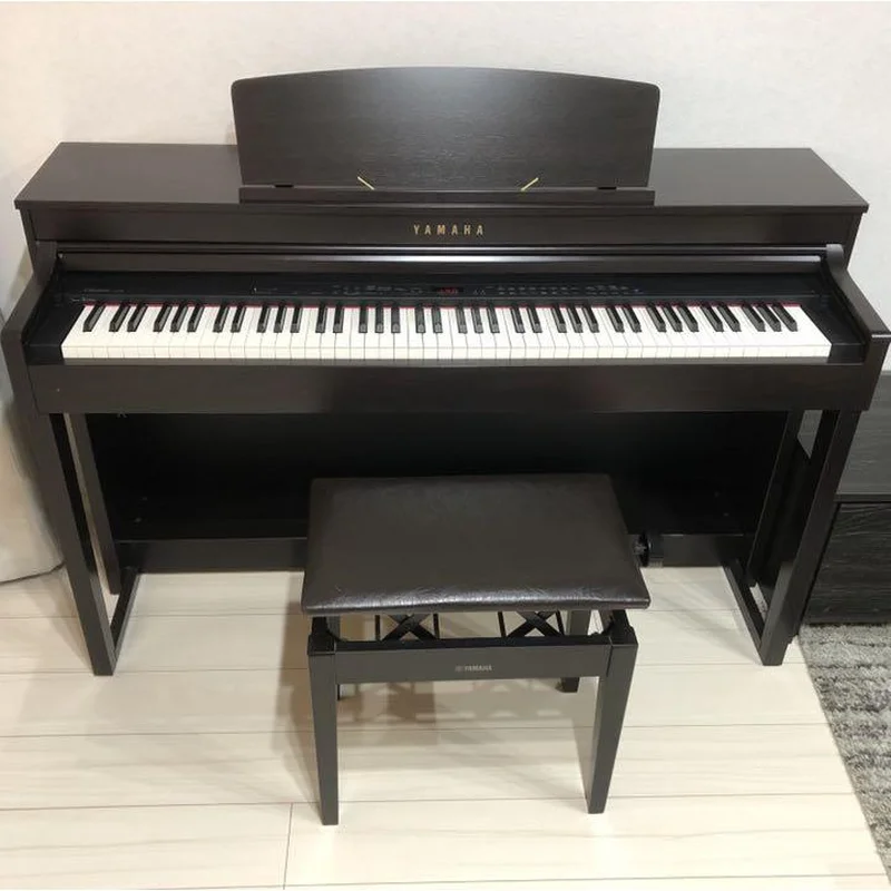 YAMAHA CLP-470 R
